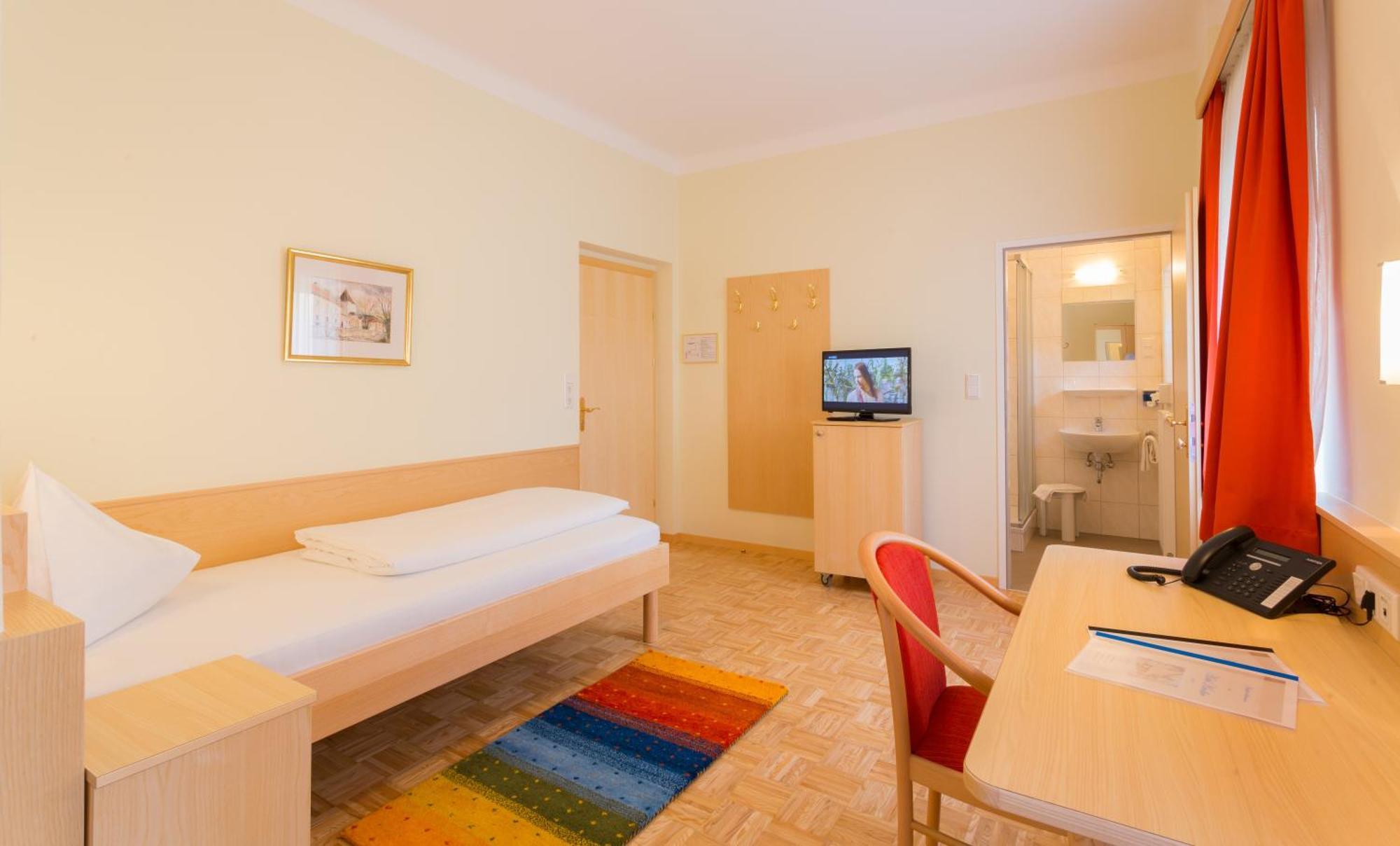 Hotel Kindler 2,0 Self-Check-In Leoben  Extérieur photo